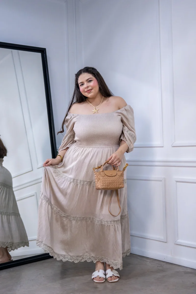 Maxi Vestido Curvy Escote Cuadrado Resorte Manga Abullonada Beige - Imagen 8
