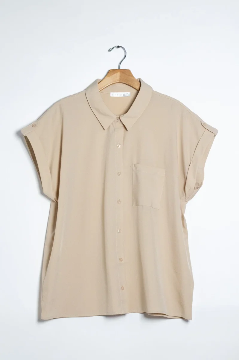 Camisa Curvy Lisa Bolsa Beige Nude Básica - Imagen 4
