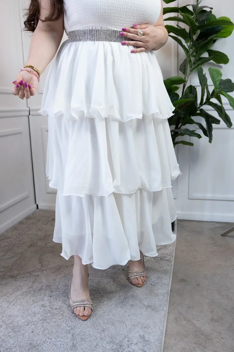 Vestido Curvy de Gasa Ivory con Holanes y Cintura Elástica - Imagen 7