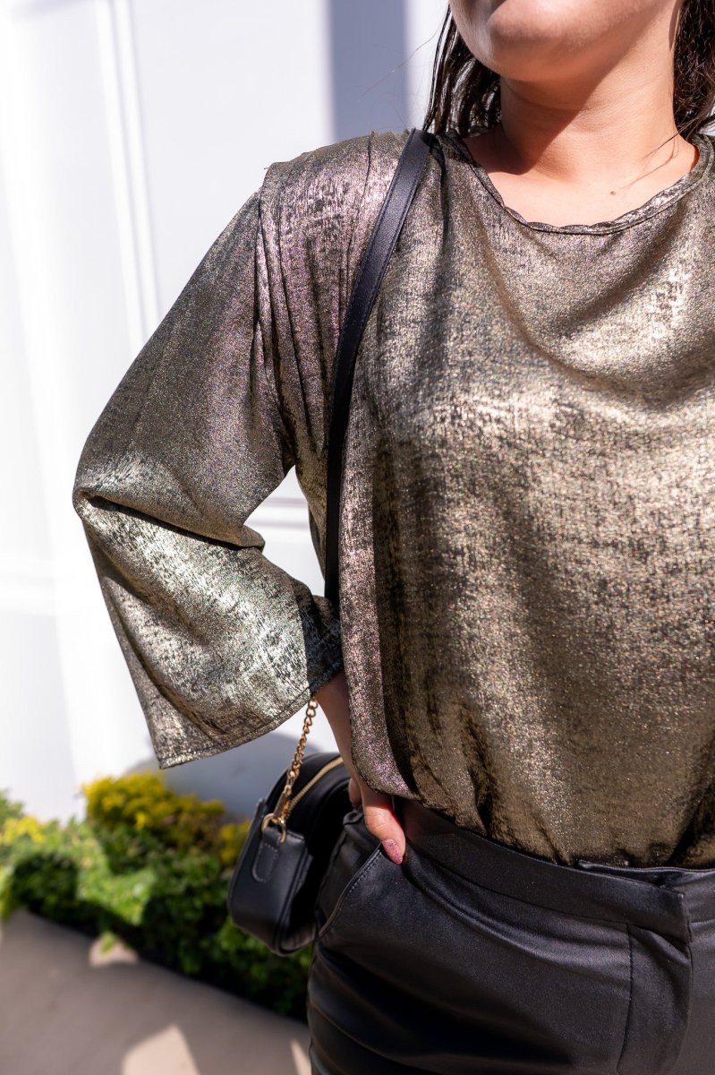 Blusa Metálica Dorada Plus Size para Mujer - Imagen 6