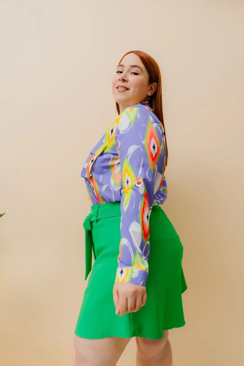 Short Falda Curvy Liso Verde Silueta Femenina - Imagen 4