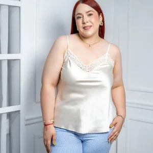 Blusa Curvy Satín Marfil con Encaje Romántico Lencero