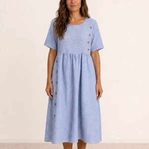 Vestido midi fluido con botones