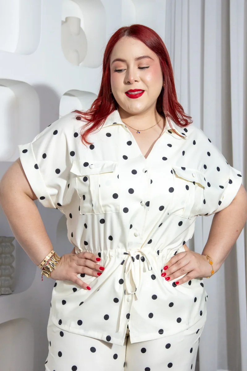 Set Curvy Zafari Polka Camisa Pantalon Wide Beige - Imagen 5