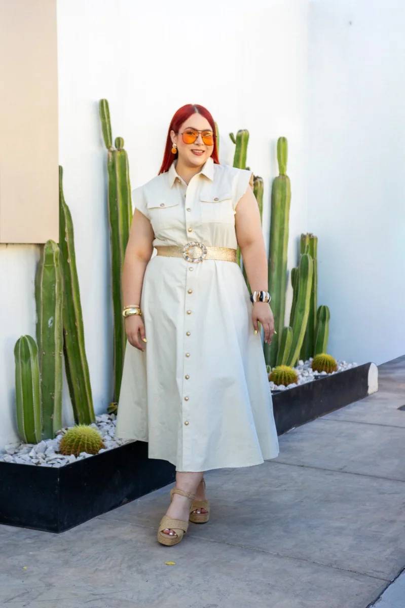 Vestido Maxi Camisero Curvy Sin Mangas Botones Dorados Beige - Imagen 2