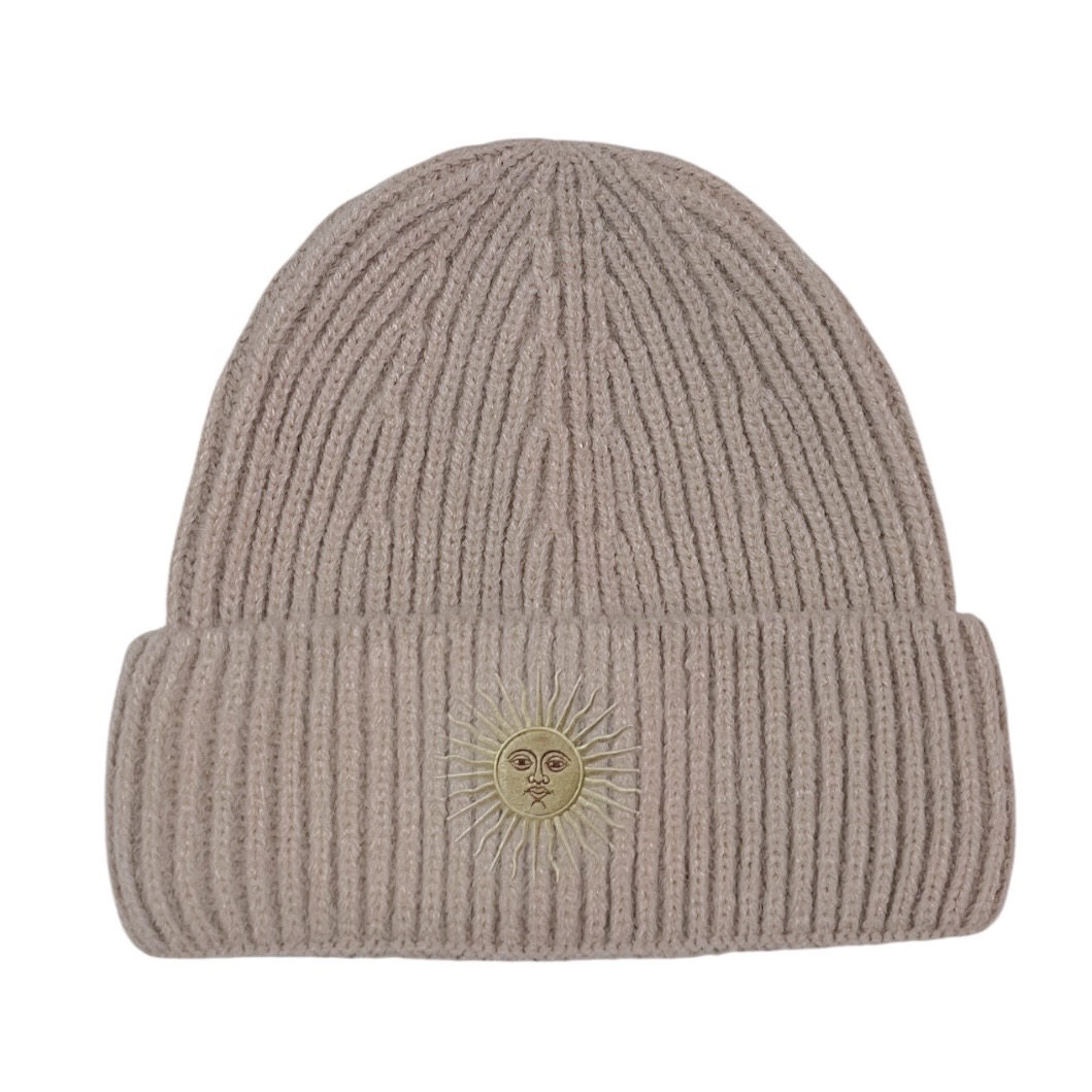 Gorro Tejido con Sol DTF – Ec23-017 - Imagen 3
