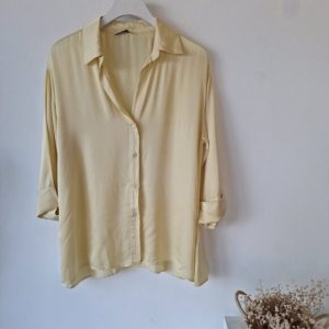 Camisa seda amarillo