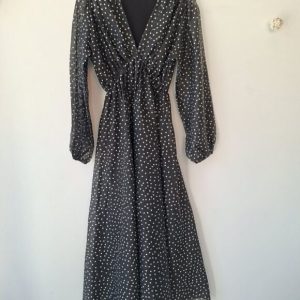 Vestido lunares negro