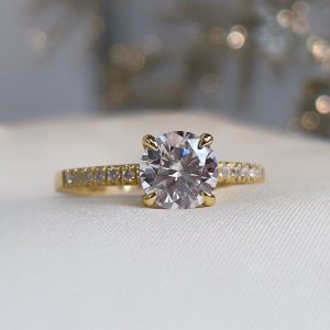 Anillo Lilibeth moisanita 1.0ct con certificado GRA