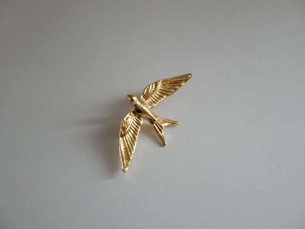 BROCHE GOLONDRINA