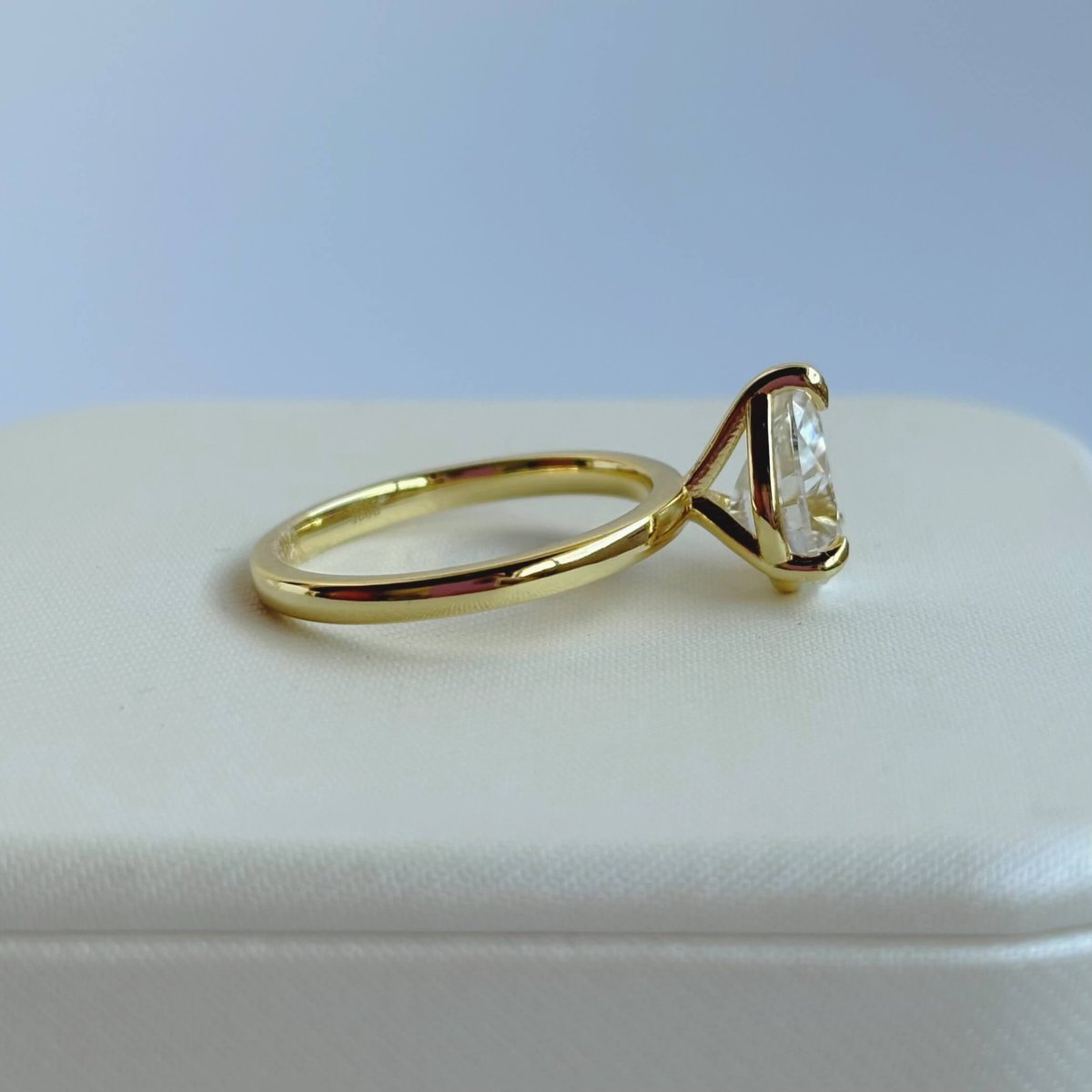 Anillo Olena 10k Moisanita Pera 2.0ct Con Certificado GRA - Imagen 5