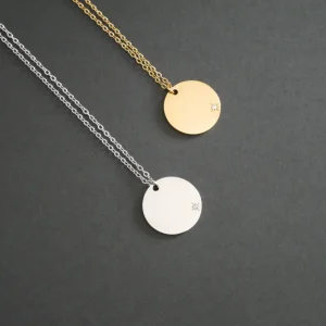 COLGANTE MEDALLA CIRCONITA (PERSONALIZABLE)