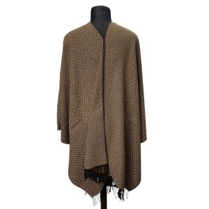 Ruana Espigada ZigZag Fa. 26 Marron y Negro