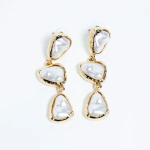 Arete Colgante Tres Perlas Barrocas Dorado