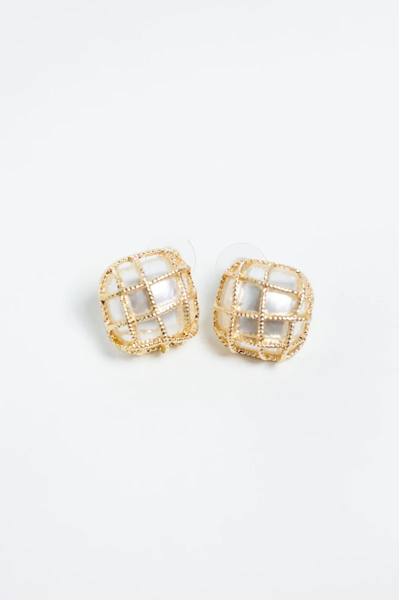 Aretes Boton Jaula Dorada Perla Acolchada