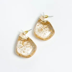 Aretes Gota Resina Dorada con Hojuelas