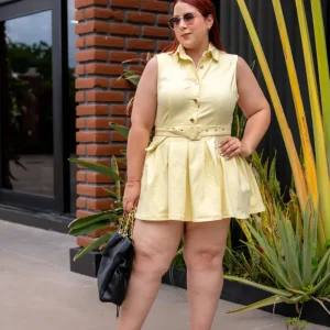 Vestido Corto Curvy Denim con Falda Voladita Amarillo
