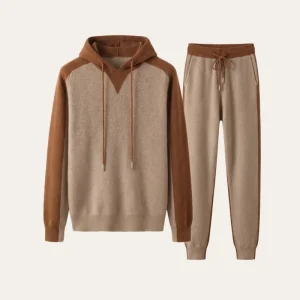 Conjunto de Firma Beige con Capucha
