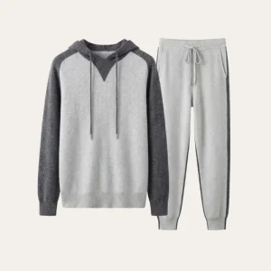Conjunto de Firma Gris con Capucha