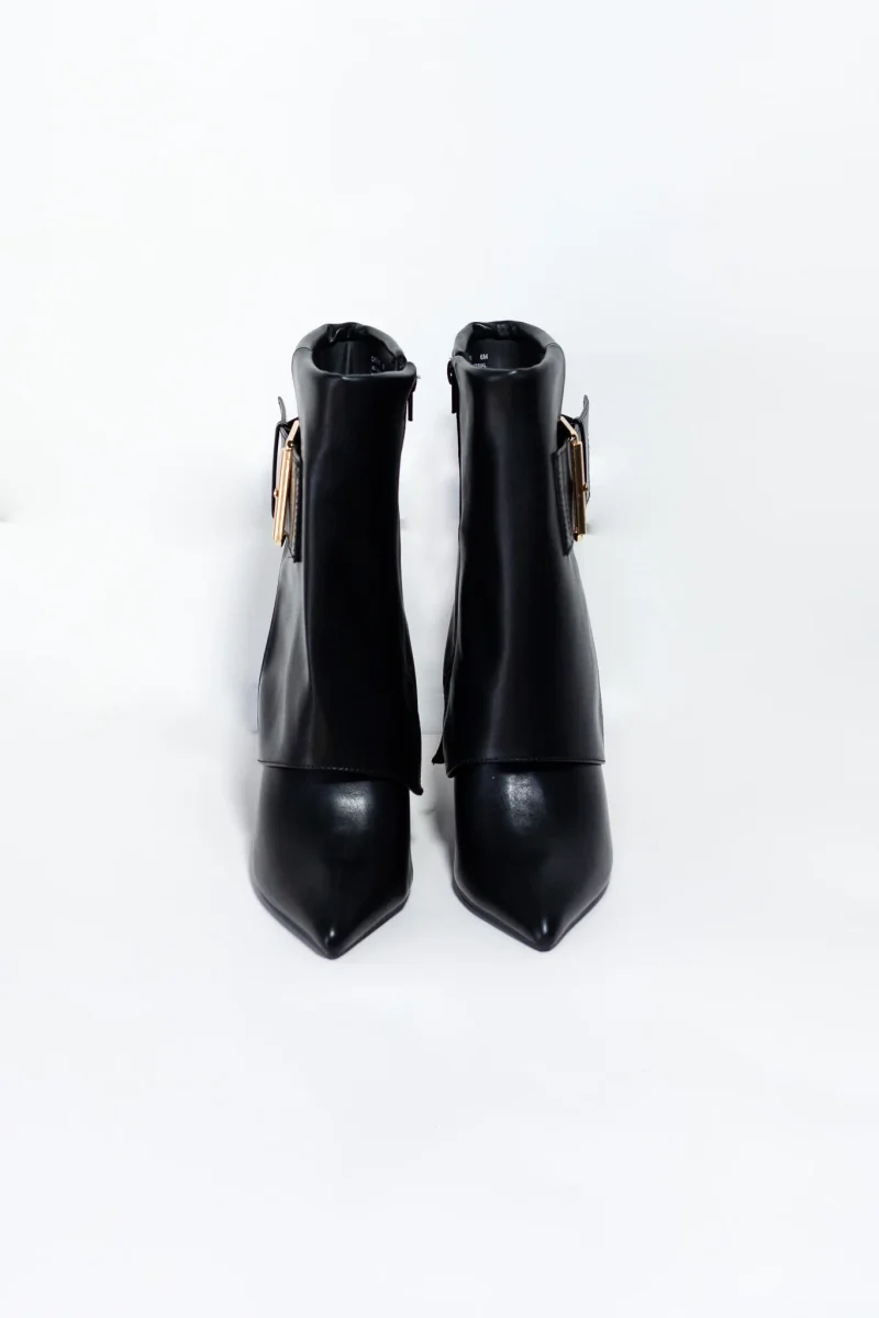 Botas Plus-Friendly Negras Tacón Corrido Punta Fina Hebilla - Imagen 3
