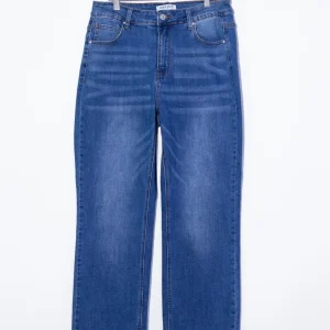Jeans Curvy Recto Claro Stretch que Realza Curvas y Estiliza