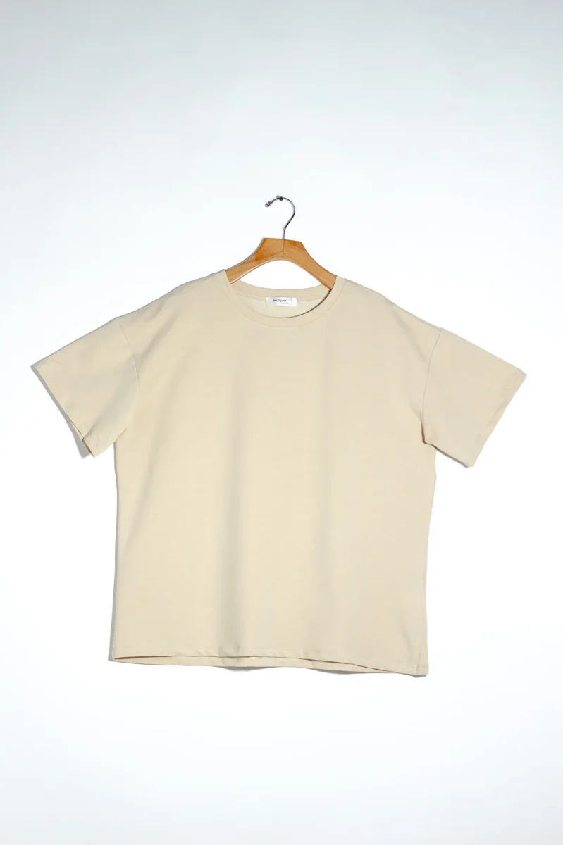 Playera Curvy Oversize Algodón Stretch Beige y Rojo Casual - Imagen 9