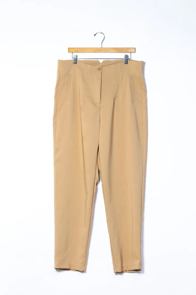 Pantalón Curvy Tipo Zara Beige Cintura Alta Reloj de Arena - Imagen 7