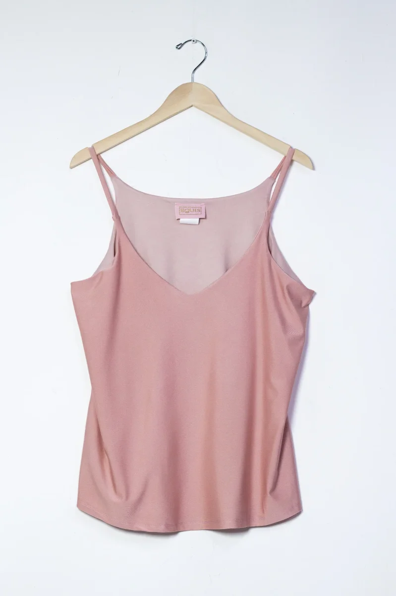 Blusa Curvy Tirantes Satín Rosa Brillo Sutil Femenina - Imagen 2