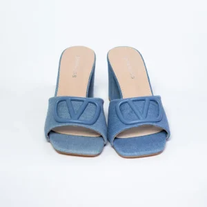 Tacones Estilo Valentino Denim Plus-Friendly Statement Fashion