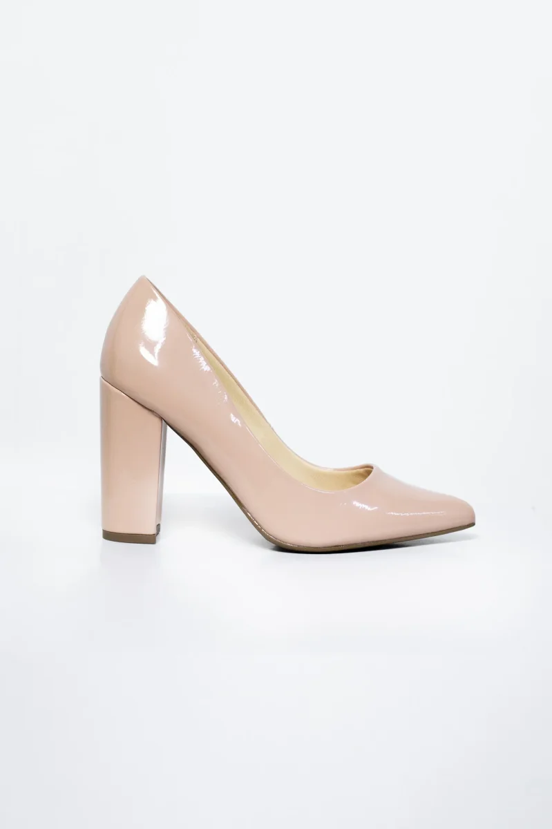 Stilettos Nude Curvy de Punta Fina | Zapatillas Clásicas Estilizadoras - Imagen 4