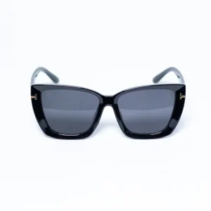 Lentes Sol Curvy-Friendly oversize negros con detalle dorado