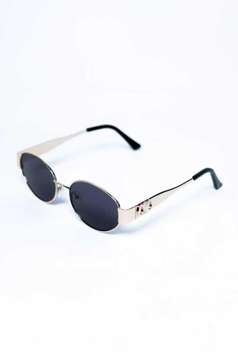 Lentes Sol Curvy-Friendly Ovalados Dorado Negro - Imagen 4