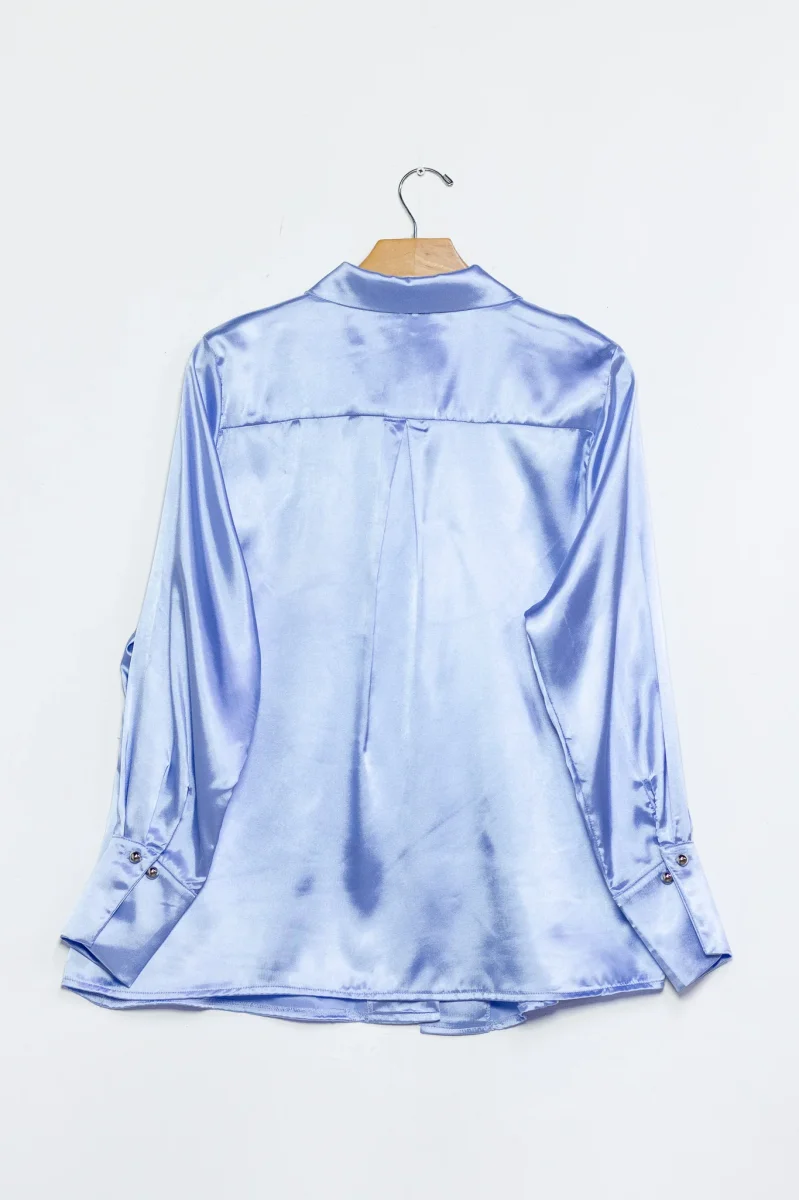 Camisa de Satín Curvy Azul Brillante | Blusa Elegante Tallas Extras - Imagen 5