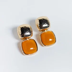 Aretes Curvy Dorados con Piedra Color Ámbar Statement