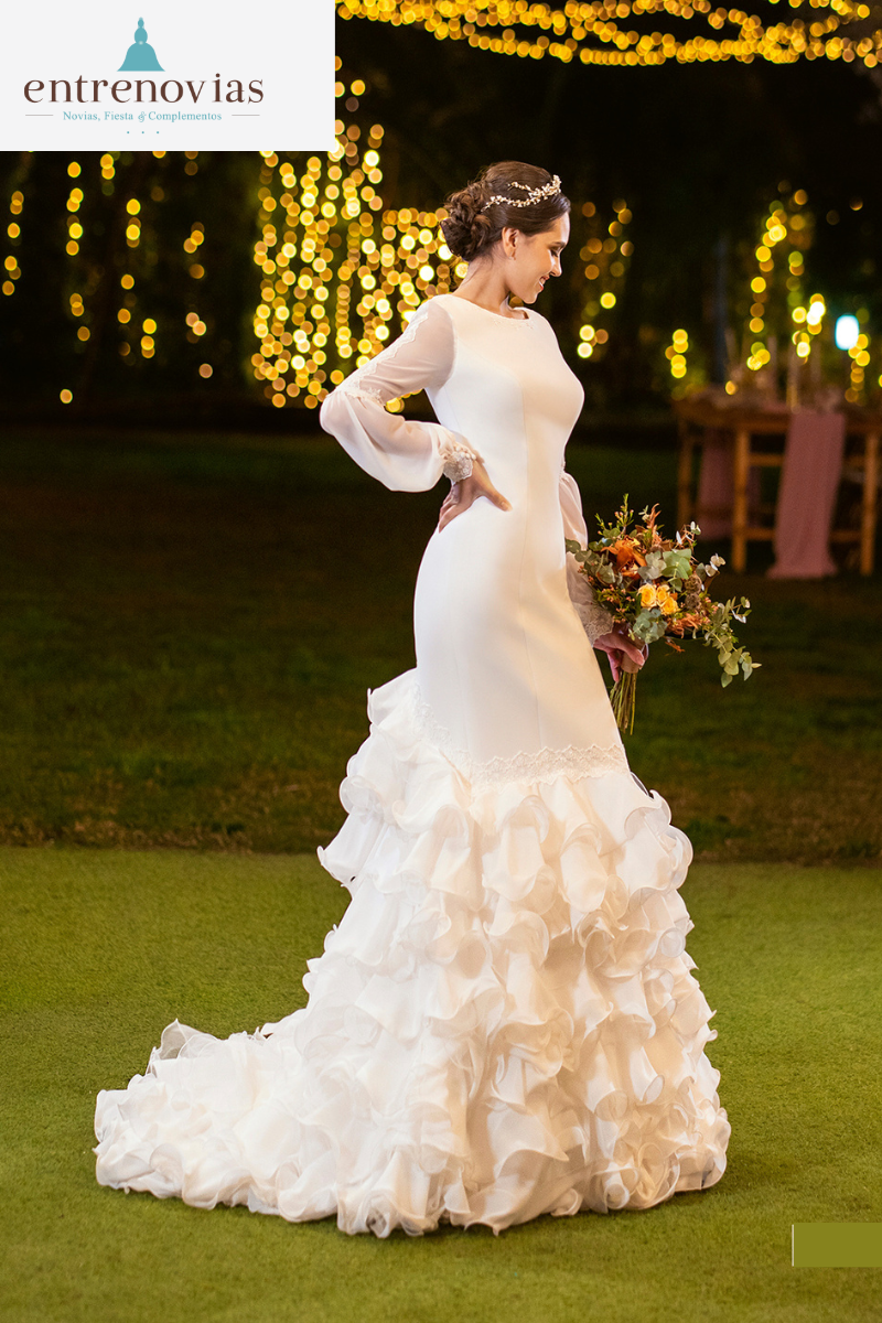 Vestido de Novia flamenca con Volantes de gasa. - Imagen 2