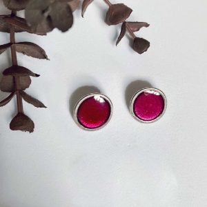 Pendientes de botón redondos plata y resina