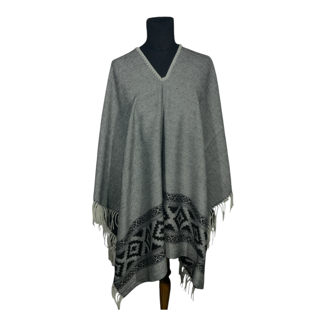 Poncho guarda pampa FA. 24-Negro / Crudo. - Imagen 3