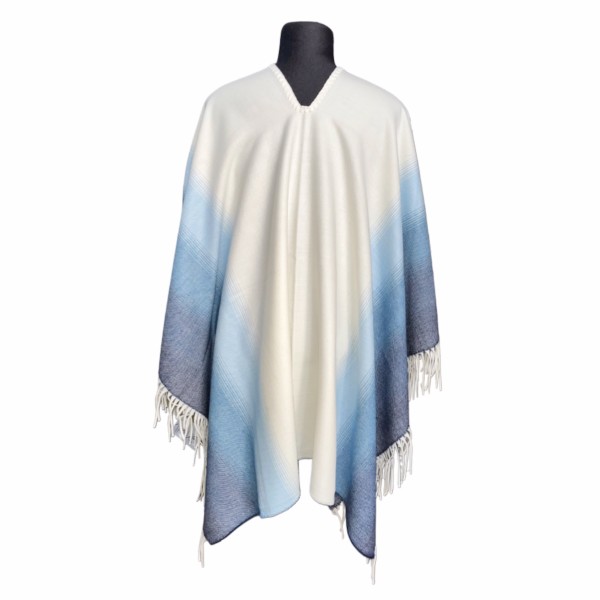 Poncho Degradé Arg. Bordado Malvinas Fa. 25 - Imagen 3