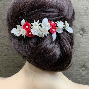 Tocado de novia con flores de nácar bicolor