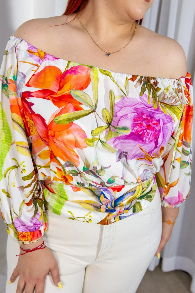Blusa Curvy Off Shoulder Crop Floral Tropical Ivory - Imagen 7