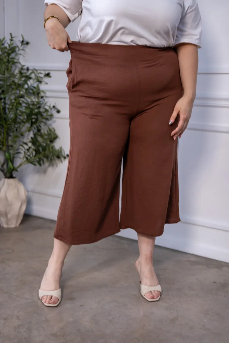 Bermuda Curvy Larga Cintura Alta Lisa Café Chocolate - Imagen 9