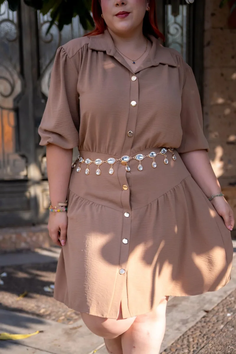 Vestido Midi Curvy Camisero Manga Corta Beige - Imagen 4
