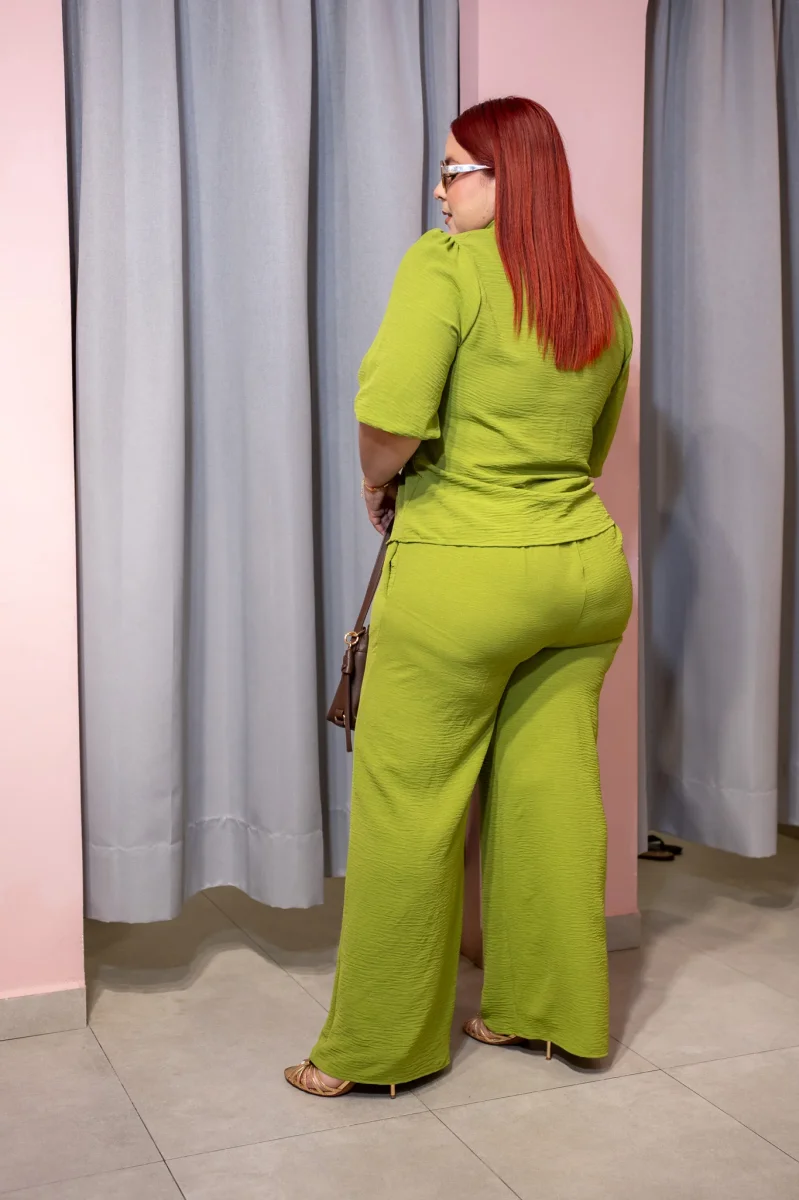Set Blusa y Pantalon Wide Leg Curvy Manga Corta con Lazo Verde - Imagen 6
