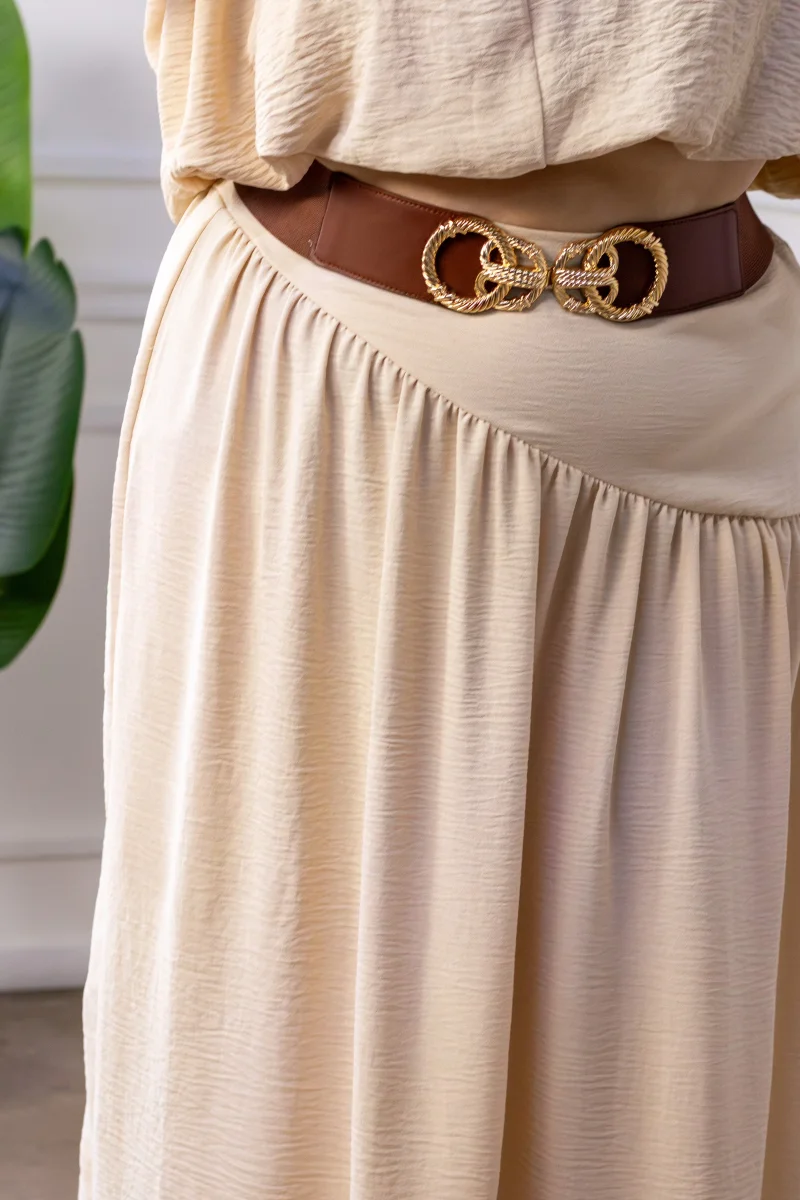 Conjunto Curvy Top Sin Manga + Falda Maxi Beige - Imagen 7