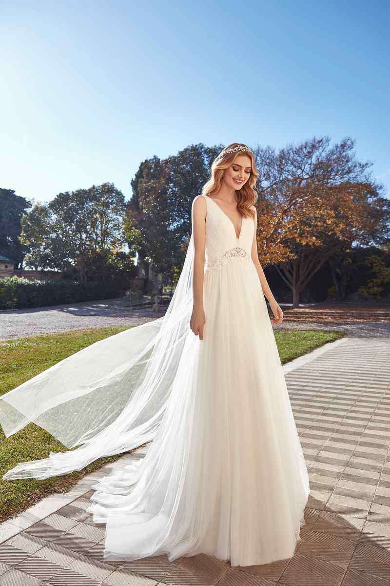 Vestido de novia de tul drapeado - Imagen 2
