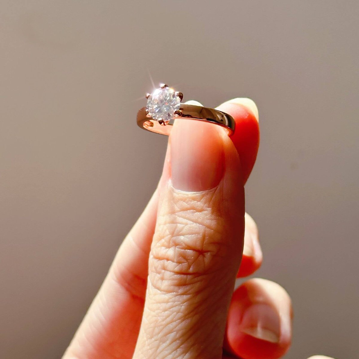 Anillo Olivia 14k moisanita 1.0ct con certificado GRA - Imagen 8
