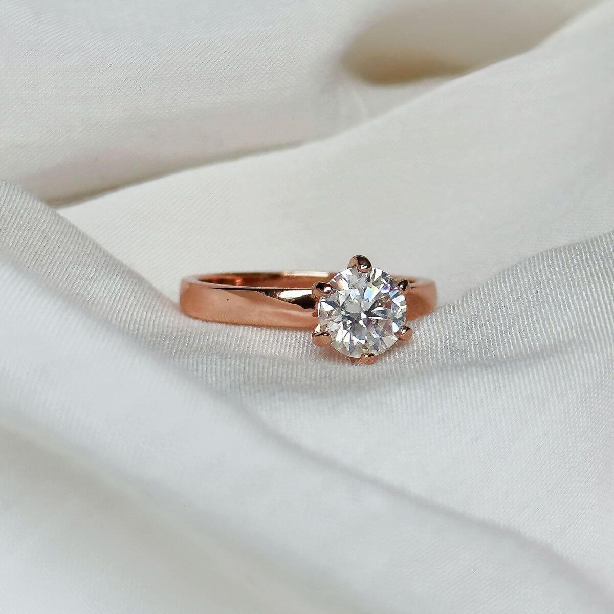Anillo Olivia 14k moisanita 1.0ct con certificado GRA - Imagen 5