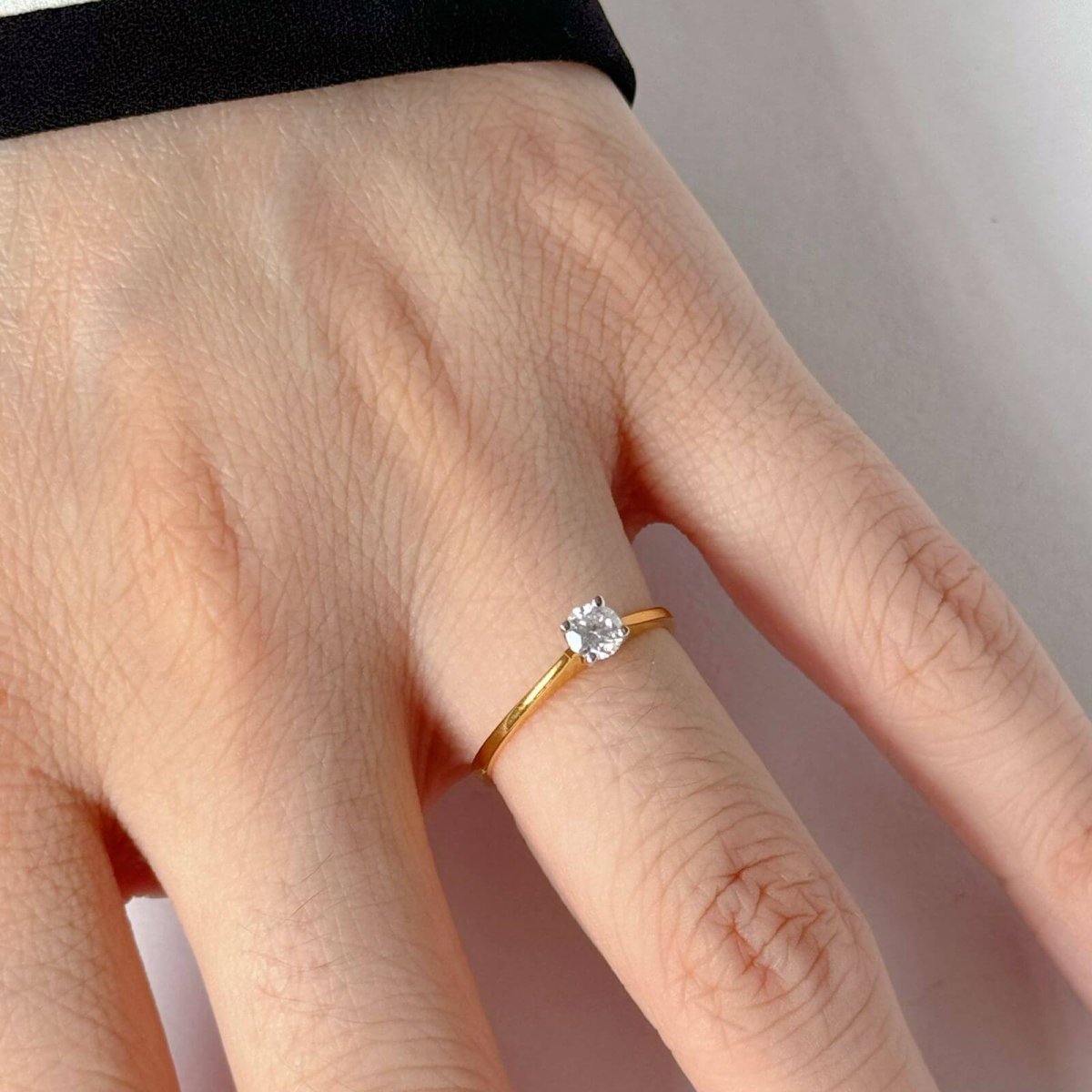 Anillo Anne 10k moisanita 0.3ct con certificado GRA - Imagen 9