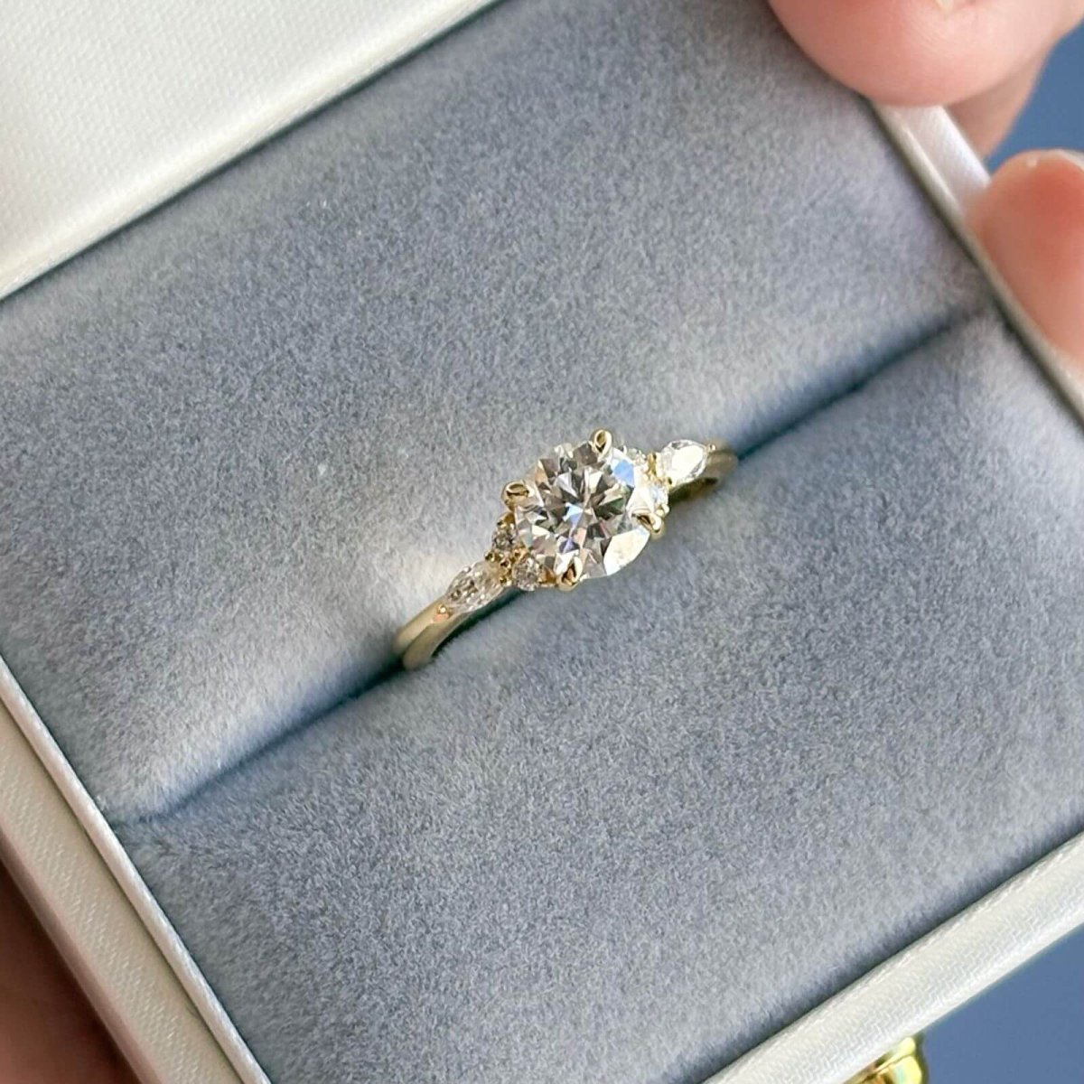 ANILLO AURORA MOISANITA 1.0CT CON CERTIFICADO GRA - Imagen 8