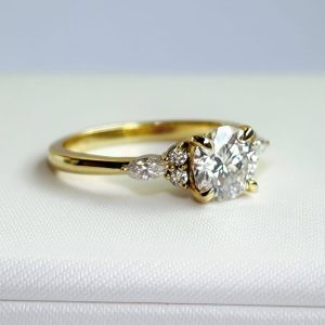 ANILLO AURORA MOISANITA 1.0CT CON CERTIFICADO GRA